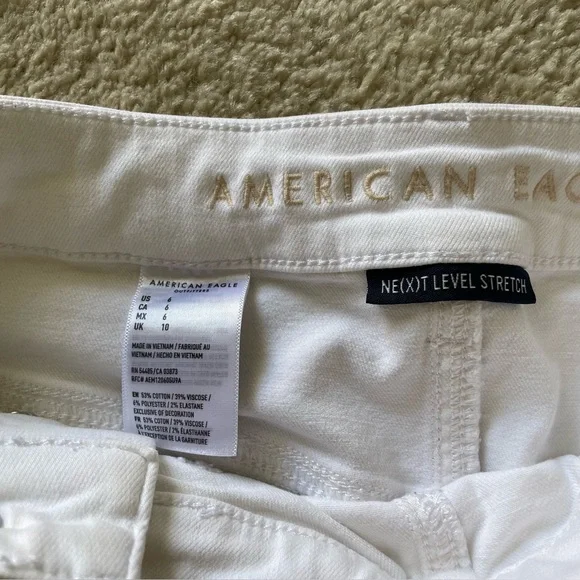 American Eagle Hi-Rise Shorties Size 6 - Picture 4 of 5